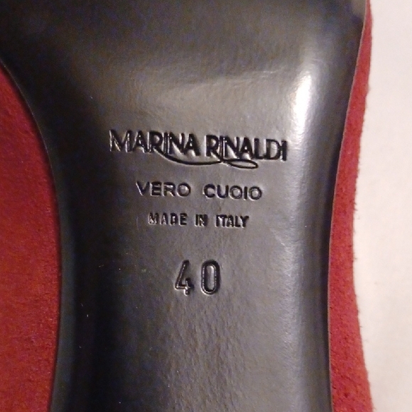 Marina Rinaldi Red Heels with Bow Accent - Picture 11 of 12